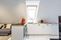 Kuchyňa alebo kuchynka v ubytovaní 7apartments przy Termach Cieplickich