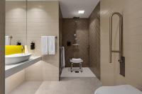 Holiday Inn Express Évora by IHGにあるバスルーム