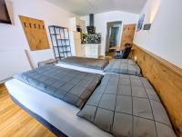 Łóżko lub łóżka w pokoju w obiekcie Appartement Haus Talblick