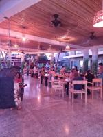 Restaurace v ubytování Bonding Coffee Roaster Café & Hotel