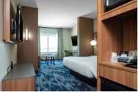 Fairfield by Marriott Inn & Suites Dallas DFW Airport North, Irvingにあるベッド