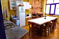 Kuchyň nebo kuchyňský kout v ubytování DORMERO Albergue San Miguel Hospital de Órbigo
