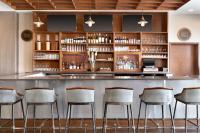 Setustofa eða bar á Four Points by Sheraton Fargo Medical Center