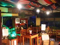 Restaurace v ubytování YAMA HOTEL & ROOFTOP BAR