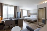 Residence Inn by Marriott Cancun Hotel Zoneにあるベッド