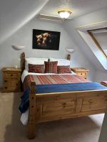 Postel nebo postele na pokoji v ubytování Traditional 2 bed croft