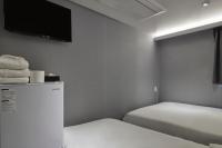 Eight Rest Hostel Jong-roにあるベッド