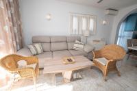 A seating area at RESIDENSOL 13 MENYBER
