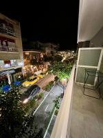 Balkón alebo terasa v ubytovaní Supreme City Heart Suites