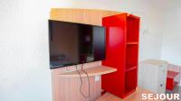 Telewizja i/lub zestaw kina domowego w obiekcie 5 minutes de Paris - Studio Unique