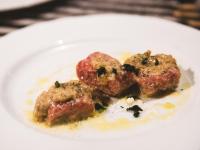 ホテルの敷地内または近くでの食事または食べ物