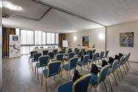 Zaplecze biznesowe lub konferencyjne w obiekcie iH Hotels Milano Eur - Trezzano sul Naviglio