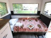 Beverly Glamping - Vacation STAY 82332vにあるベッド