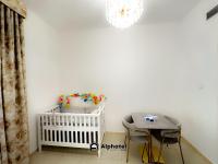 Ein Bett oder Betten in einem Zimmer der Unterkunft Stylish 3-bedroom plus Maid room - Villa in JVC - Dubai