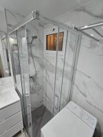 A bathroom at Beautiful Studio in Minerva