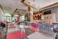 Restaurace v ubytování Poseidon Nessebar Private Apartment