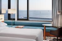 Postel nebo postele na pokoji v ubytování Sheraton Istanbul Atakoy Hotel