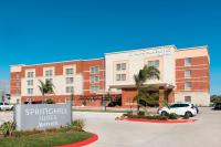 un letrero frente a un springhill suites anaheim hotel en SpringHill Suites Houston Sugarland, en Sugar Land