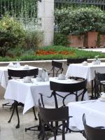 Restauracja lub miejsce do jedzenia w obiekcie Hotel Villa Vera