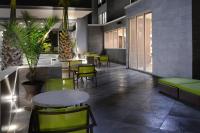 SpringHill Suites by Marriott San Antonio Northwest at The RIMにあるシーティングエリア