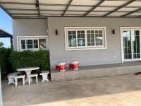 Patio nebo venkovní prostory v ubytování Aurora Pool Villa Cha-am