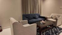 سمت ان النرجس للشقق المخدومة - Samt Inn Al Narjis Serviced Apartmentsにあるシーティングエリア
