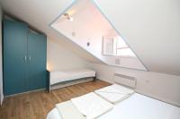 Postel nebo postele na pokoji v ubytování Apartments Silvija Cubranic