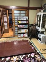 ゲストハウスにある図書室