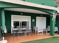 Patio alebo iná vonkajšia časť ubytovania Maison Illeta Golf Bonalba