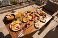 Jídlo v hotelu nebo okolí