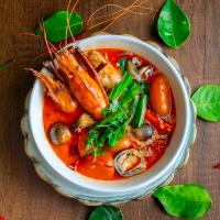 Jídlo v hotelu nebo okolí