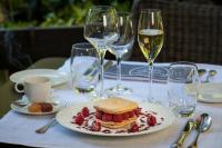 Jídlo v hotelu nebo okolí