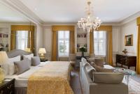 Posteľ alebo postele v izbe v ubytovaní Hotel Sacher Wien