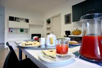 Jedlo v ubytovaní bed & breakfast alebo blízkom okolí