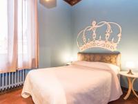 Posteľ alebo postele v izbe v ubytovaní Campo de Fiori Luxury House