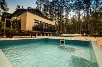 Bazén v ubytovaní Natura Resort alebo v jeho blízkosti