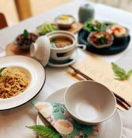 Φαγητό σε αυτό το ξενοδοχείο ή κάπου εκεί κοντά