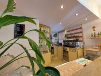 Kuchnia lub aneks kuchenny w obiekcie Hotel Joli