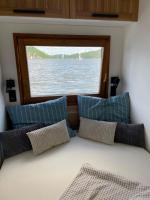 Posezení v ubytování Luxury houseboat, Orlík Castle