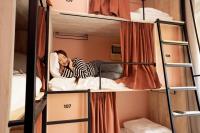 Ein Bett oder Betten in einem Zimmer der Unterkunft The Elephant Hostel