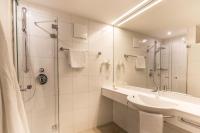 A bathroom at Hotel Kammerlander