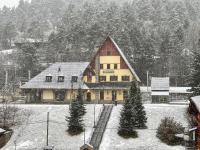 DÚPLEX La MOLINA a 5 minutos de las pistas de esquí during the winter