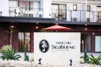 Hotel & Villa Seahorse MIYAKOJIMAに飾ってある許可証、賞状、看板またはその他の書類