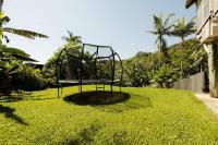Garður fyrir utan Seednest A-frame Treehouse Forest View&Game Room