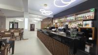 Lounge nebo bar v ubytování Hotel Karpik Zator Graboszyce