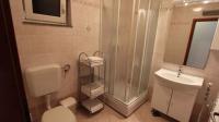 Kúpeľňa v ubytovaní Apartment Malinska, Primorje-Gorski Kotar 20