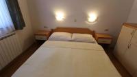 Posteľ alebo postele v izbe v ubytovaní Apartment Malinska, Primorje-Gorski Kotar 20