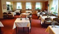 Restaurace v ubytování Hotel Haus Rameil