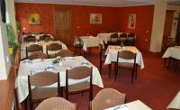 Restaurace v ubytování Hotel Haus Rameil