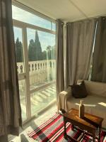 Au coeur du village sidi bousaidにあるバルコニーまたはテラス